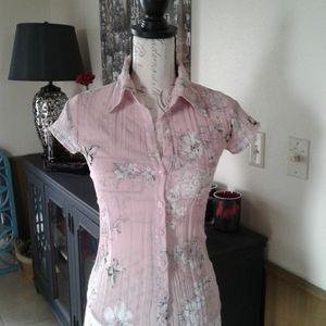 💕 CUTE LIL' BLOUSE